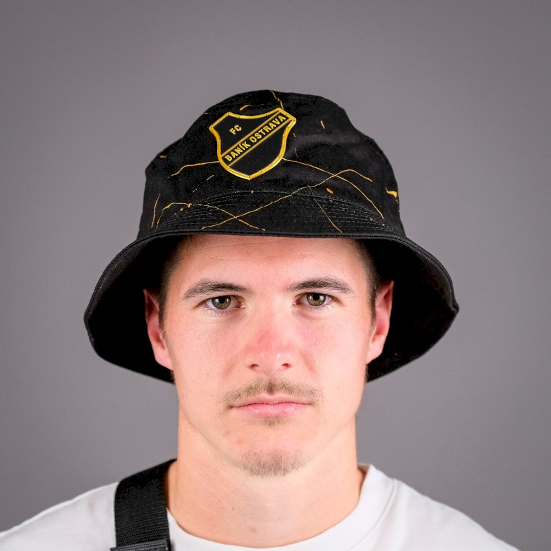 3700-kloboucek cerny fatal